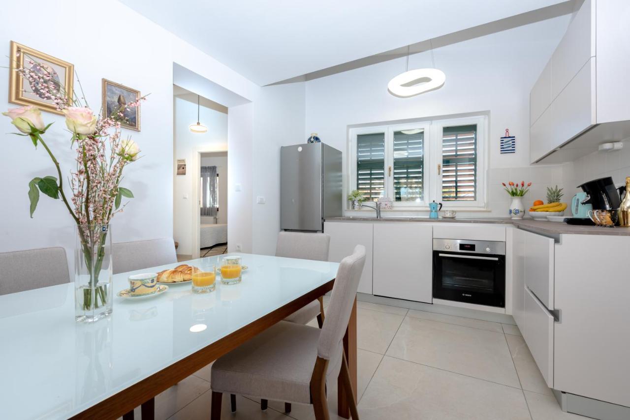 Apartment "Dida" With Free Private Parking Solin Exterior foto